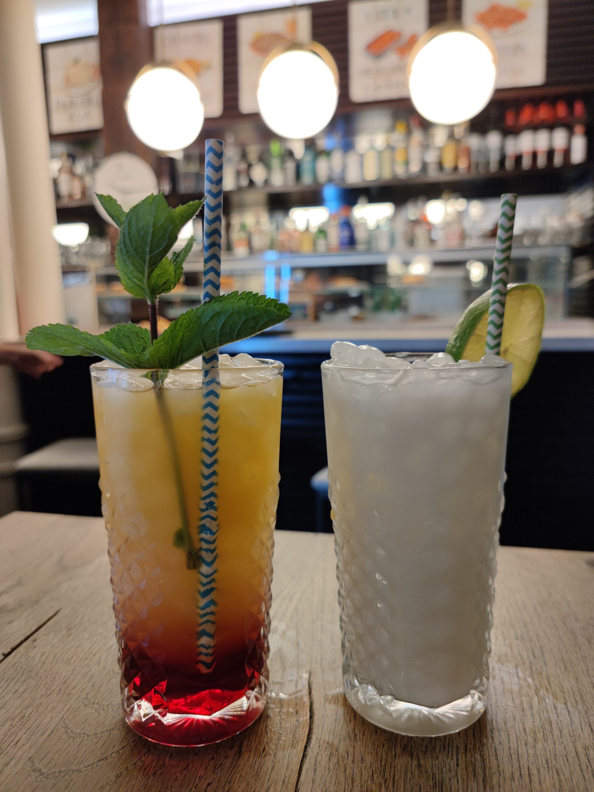 De copas por Madrid: Vive la Plaza Santa Ana